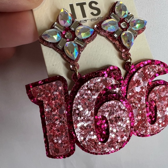 ITS Sense Hot Pink Sixteen Dangle Earrings NWT - Picture 2 of 6